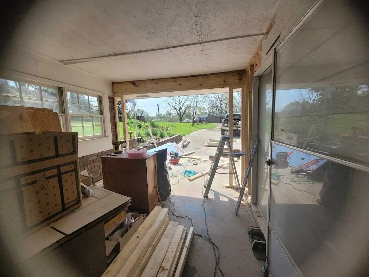 Air movers and dehumidifier for Drying & Dehumidification in Santa Teresa